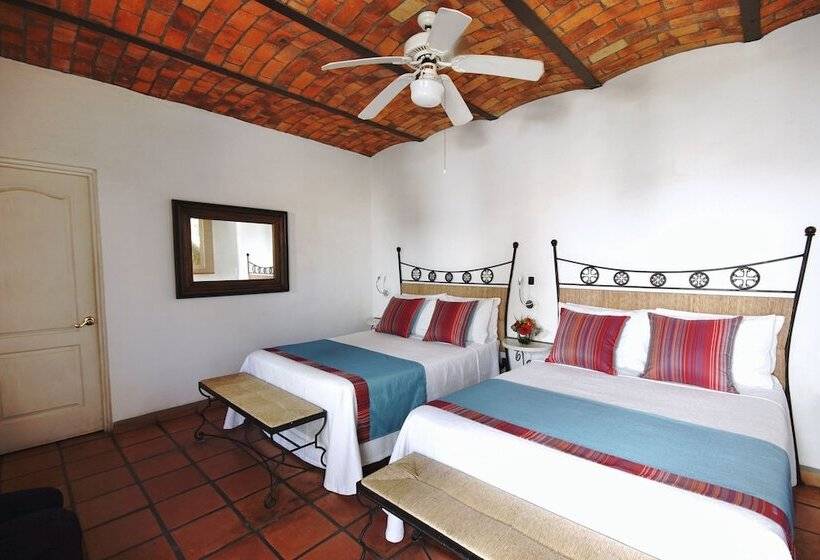 带2个双人床的标准工作室, Los Milagros