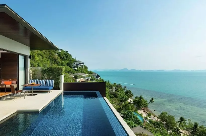 ویلا پریمیوم 1 خوابه, Conrad Koh Samui