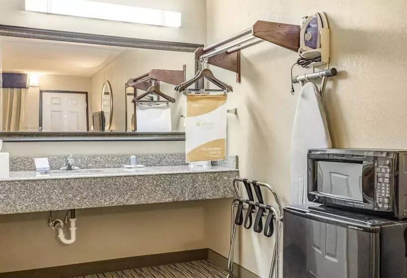 Standard-huone 2 Parivuodetta, Surestay Hotel By Best Western Tupelo North