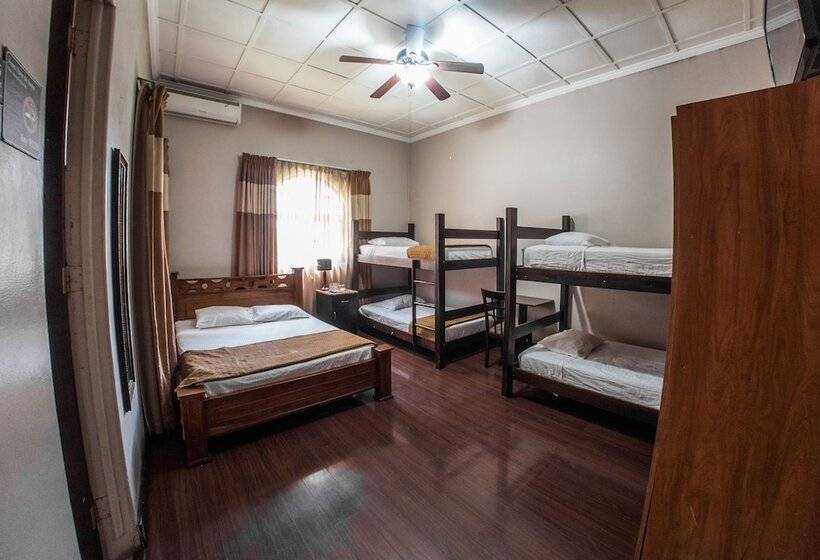 غرفة عائلية, Hostel Casa Colon