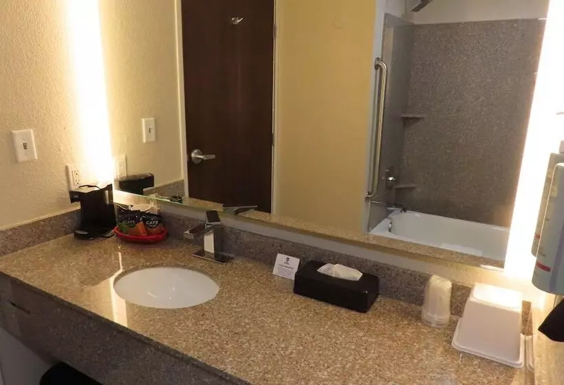 スイート, Best Western Prime Inn & Suites