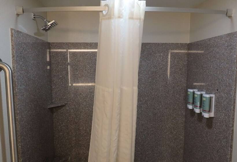 스위트, Best Western Prime Inn & Suites