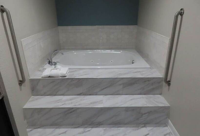 자쿠지 스위트, Best Western Prime Inn & Suites