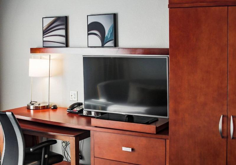 Стандартный Номер Кровать Кинг, Courtyard By Marriott Norman