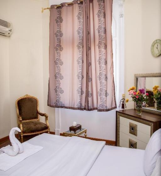 اتاق استاندارد یک نفره, Grand Royal Cairo