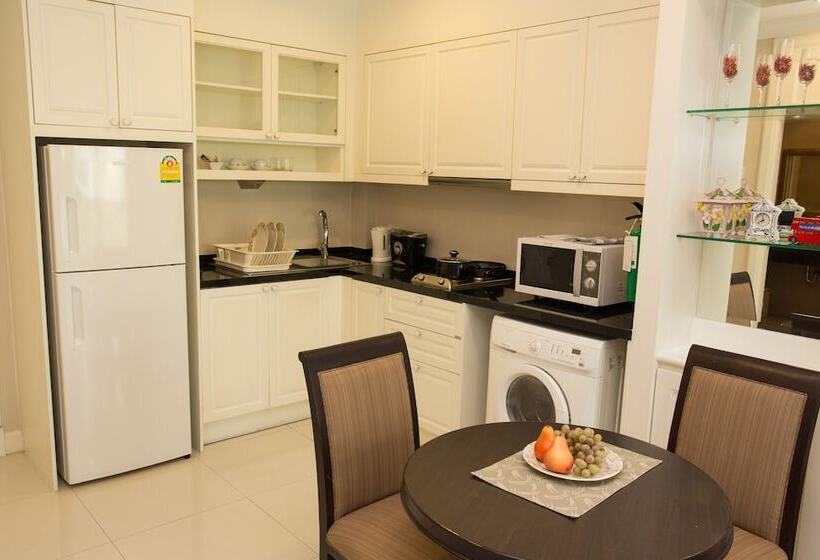 اتاق اجرایی, Hope Land Hotel 46/1