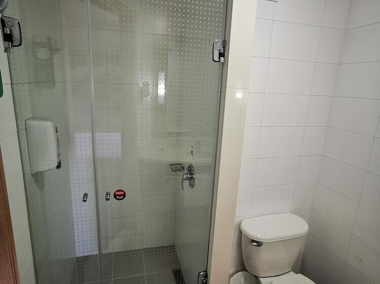 标准间, Ibis Bogota Museo