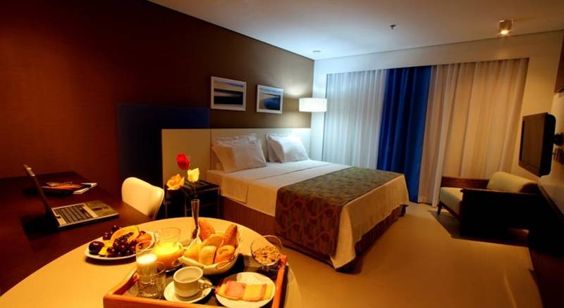 חדר דלוקס, Intercity Salvador