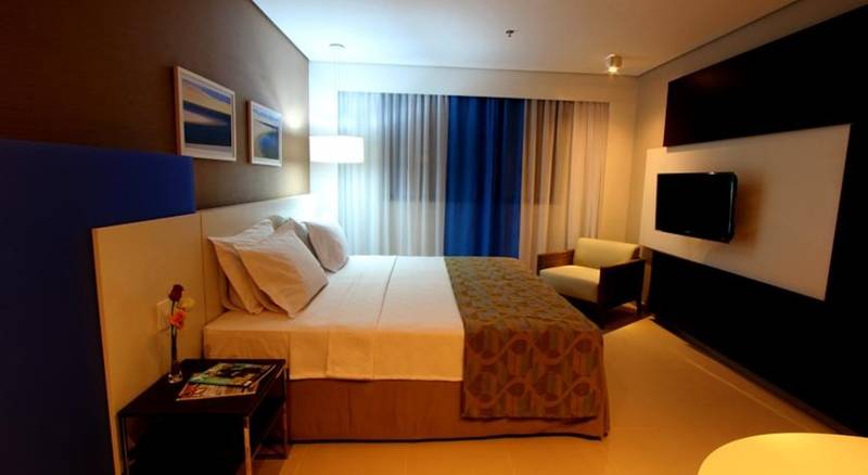 חדר דלוקס, Intercity Salvador