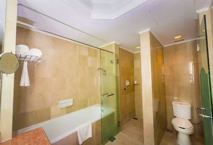 اتاق پرمیوم, Le Grandeur Palm Resort Johor