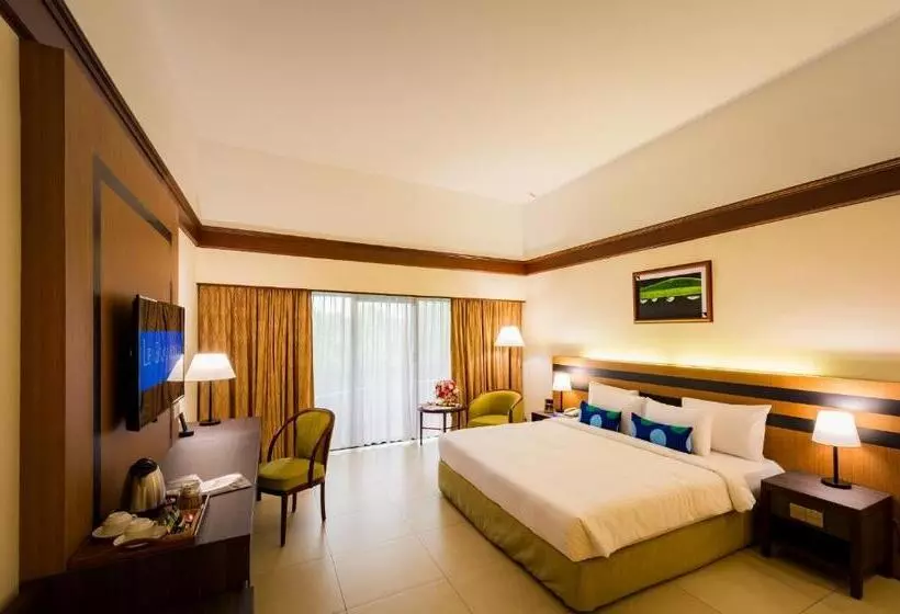 اتاق لوکس با تخت بزرگ, Le Grandeur Palm Resort Johor