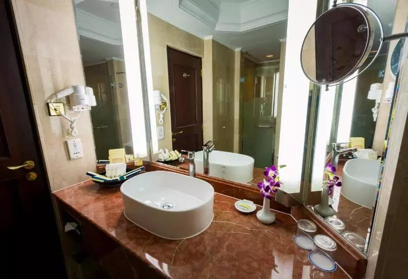 اتاق پرمیوم, Le Grandeur Palm Resort Johor