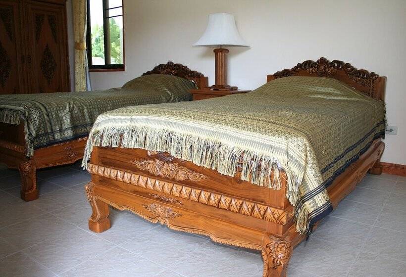 חדר דלוקס, Long Beach Inn