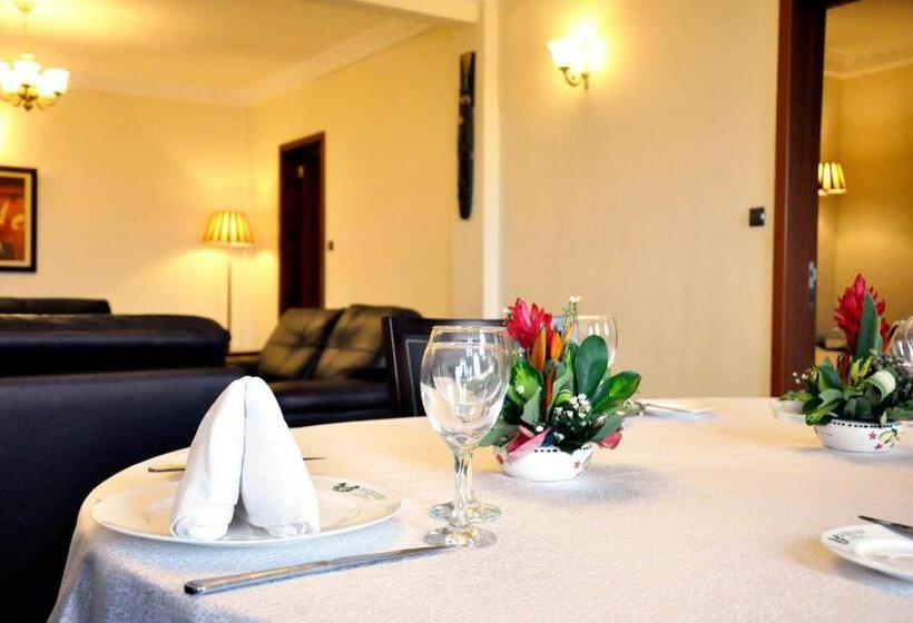 سوئیت سینیور, Prince De Galles