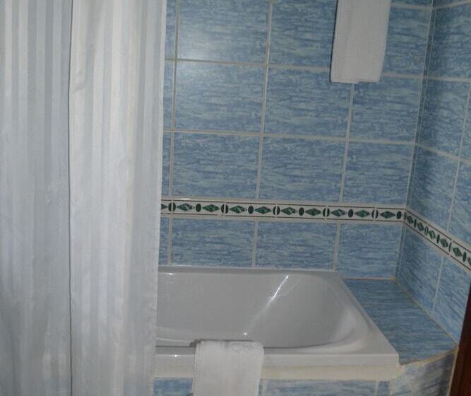 سوئیت سینیور, Prince De Galles