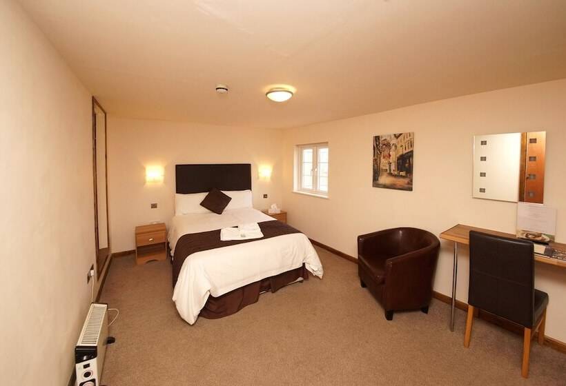 수피리어 룸, The Green Room