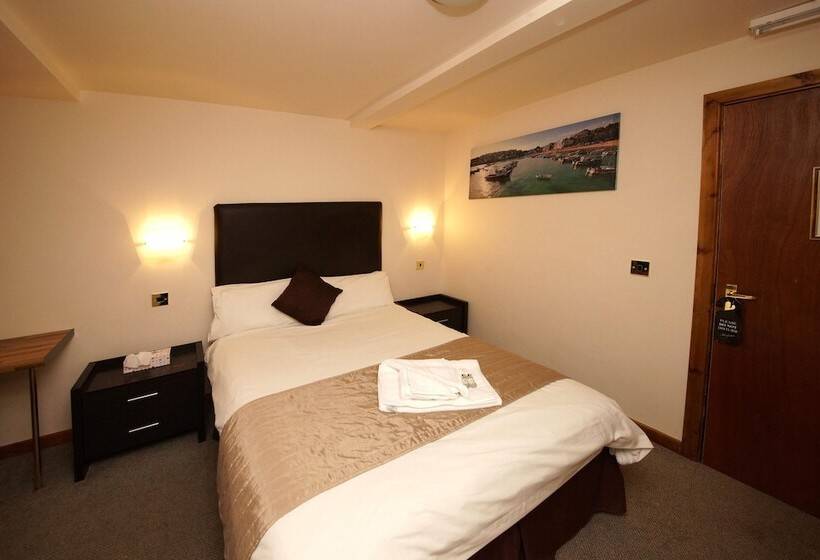 디럭스 룸, The Green Room