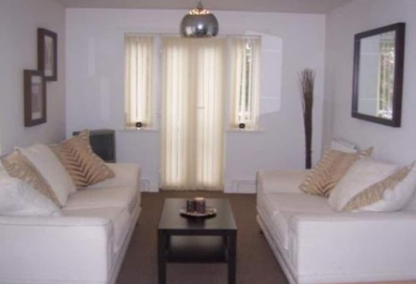 Апартаменты 2 Спальни, Arinza Apartments