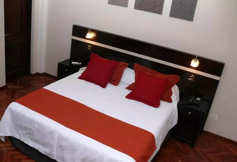 اتاق استاندارد چهار تخته, Gregorio I Hotel Boutique