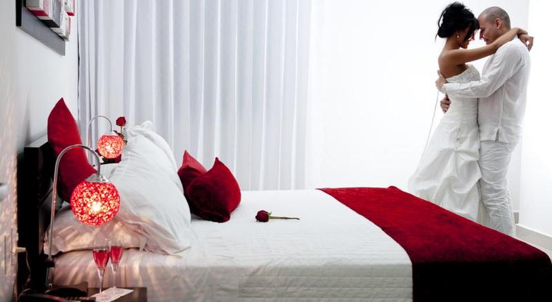 סוויטת ג'וניור, Atlantic Lux