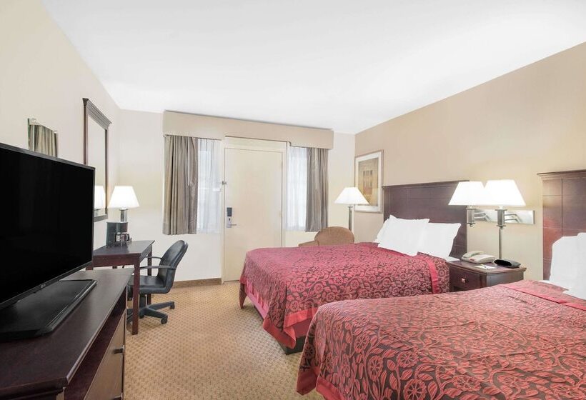 Номер Стандарт 2 Двуспальные Кровати, Days Inn By Wyndham Springfield/phil.intl Airport