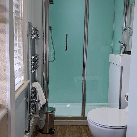 スタンダードシングルルーム, Ebor Lodge