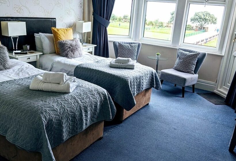 キングサイズベッドのスタンダードルーム, Ebor Lodge