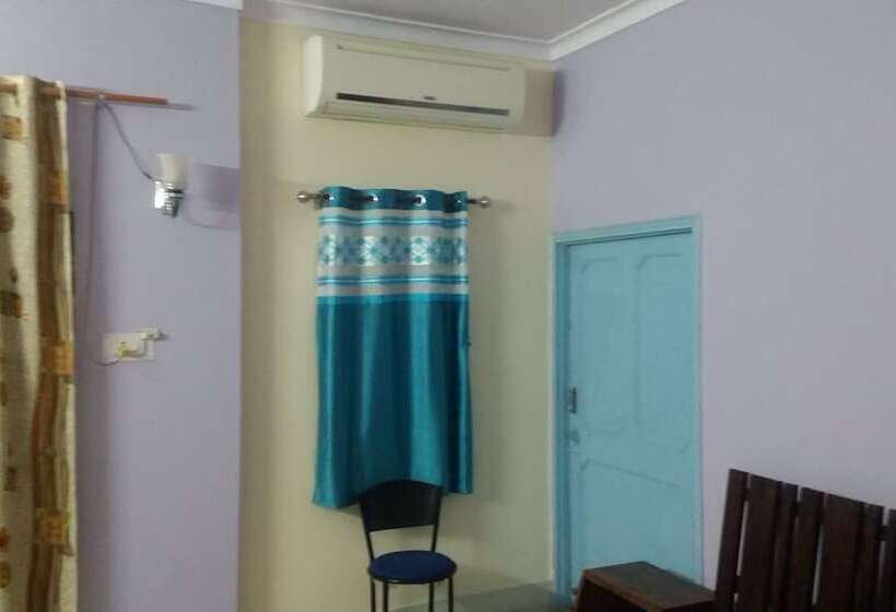 חדר דלוקס, Ganesham Guest House