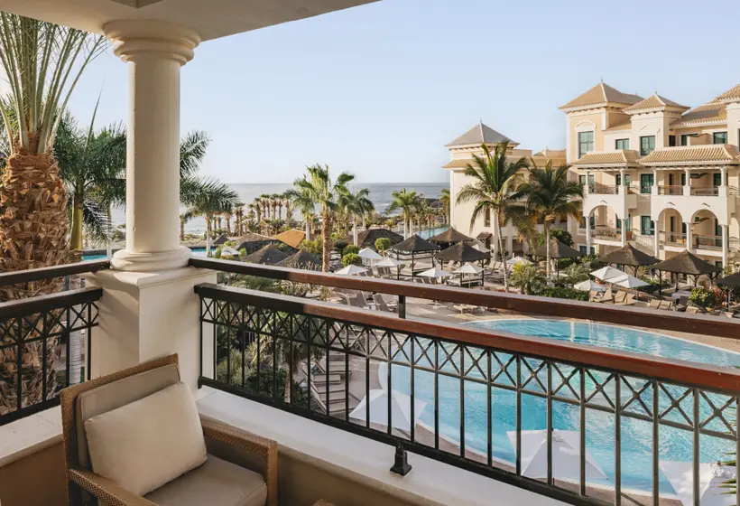 سوییت با چشم‌انداز جانبی دریا, Gran Melia Palacio De Isora Resort & Spa