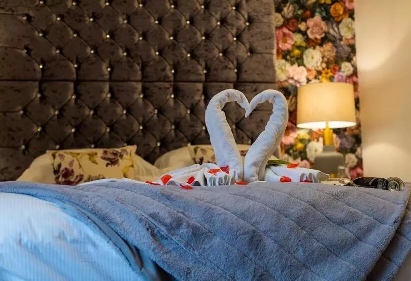 Superior-huone King-vuode, Holly Lodge Guest House With Free Off Site Health Club