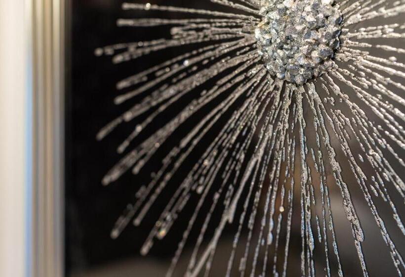 디럭스 룸 킹사이즈 침대, Holly Lodge Guest House With Free Off Site Health Club