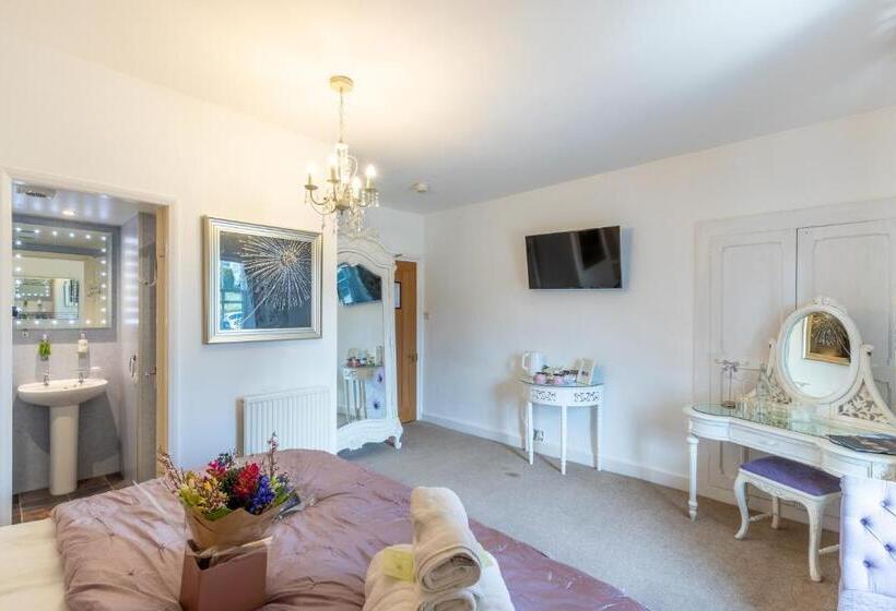 キングサイズベッドのスーペリアルーム, Holly Lodge Guest House With Free Off Site Health Club