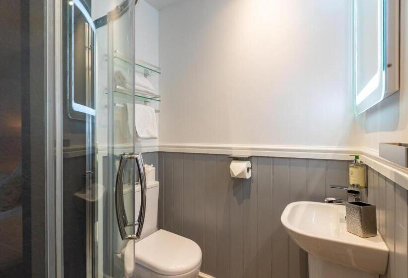 Номер Стандарт, Holly Lodge Guest House With Free Off Site Health Club