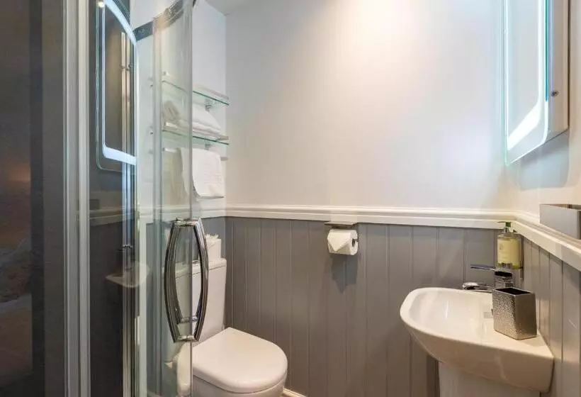 Standard-huone, Holly Lodge Guest House With Free Off Site Health Club
