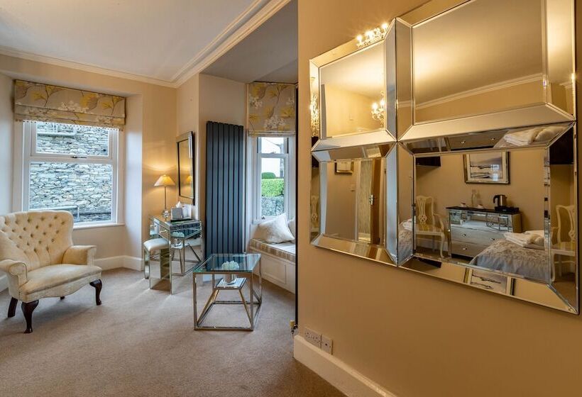 디럭스 룸, Holly Lodge Guest House With Free Off Site Health Club