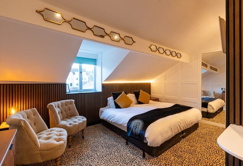 디럭스 룸, Holly Lodge Guest House With Free Off Site Health Club