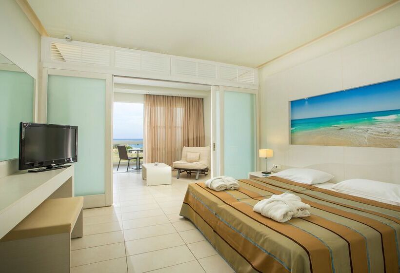 سوییت با چشم‌انداز دریا, Lindos White Hotel & Suites
