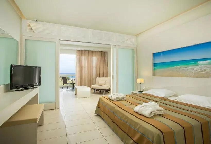 オーシャンビュースイート, Lindos White Hotel & Suites