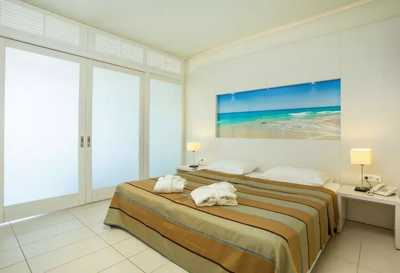 オーシャンビュースイート, Lindos White Hotel & Suites