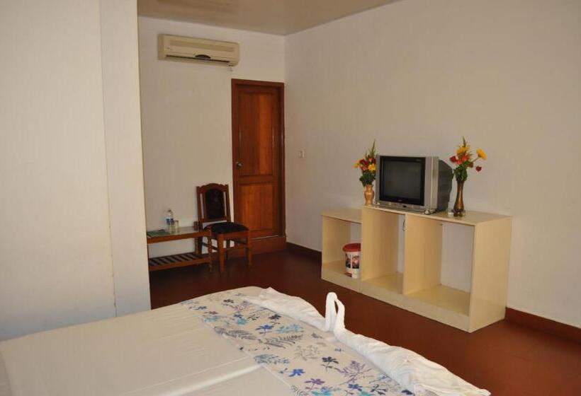 חדר סטנדרט, Marine Palace