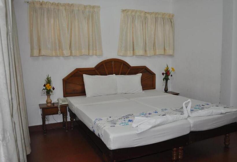 חדר סטנדרט, Marine Palace