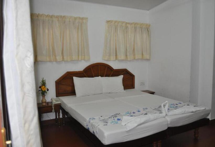 חדר סטנדרט, Marine Palace