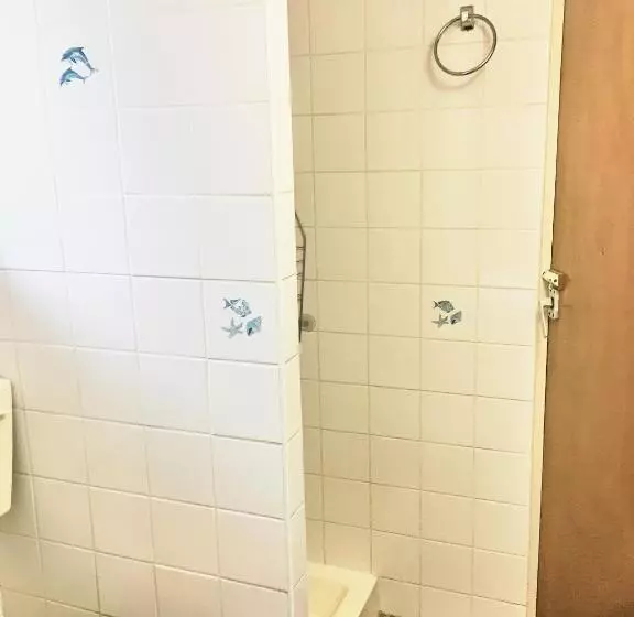 スタンダードシングルルーム, Olivers Guest House