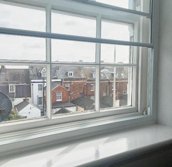 غرفة قياسية حمام مشترك, Olivers Guest House