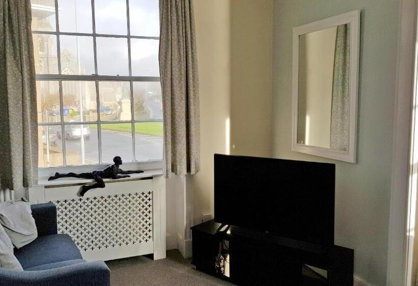 デラックスルーム, Olivers Guest House