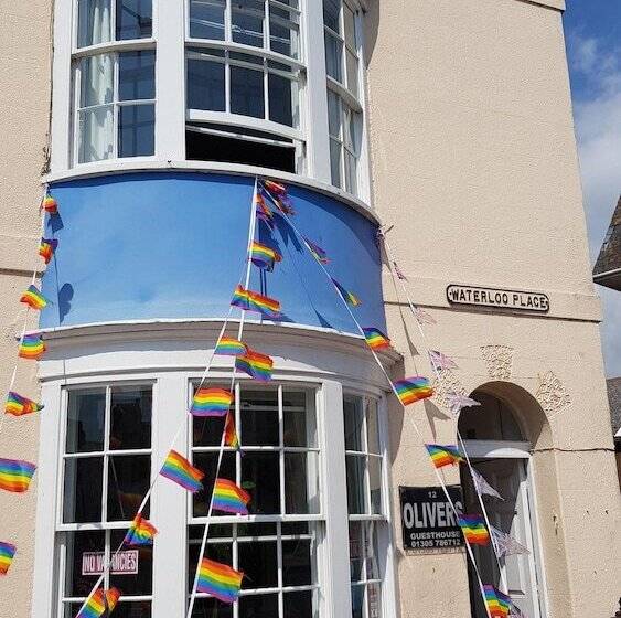 スタンダードシングルルーム, Olivers Guest House