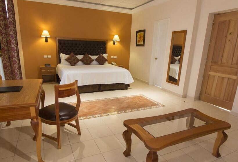 Люкс, Rio Queretaro