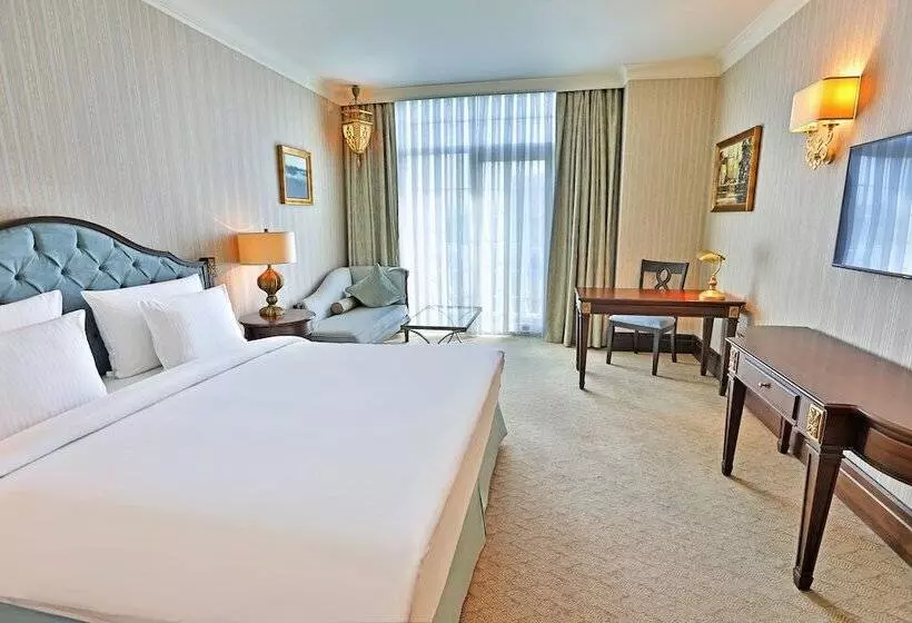 اتاق دلوکس با چشم‌انداز پارک, Rixos Almaty