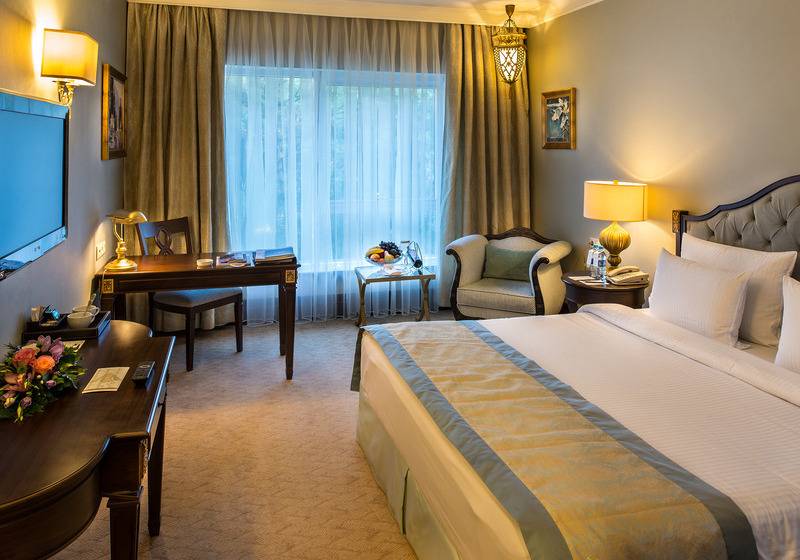 اتاق دلوکس با چشمانداز پارک, Rixos Almaty