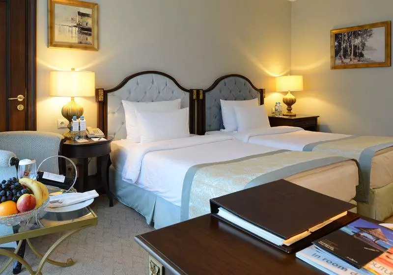 اتاق لوکس با چشم‌انداز شهر, Rixos Almaty